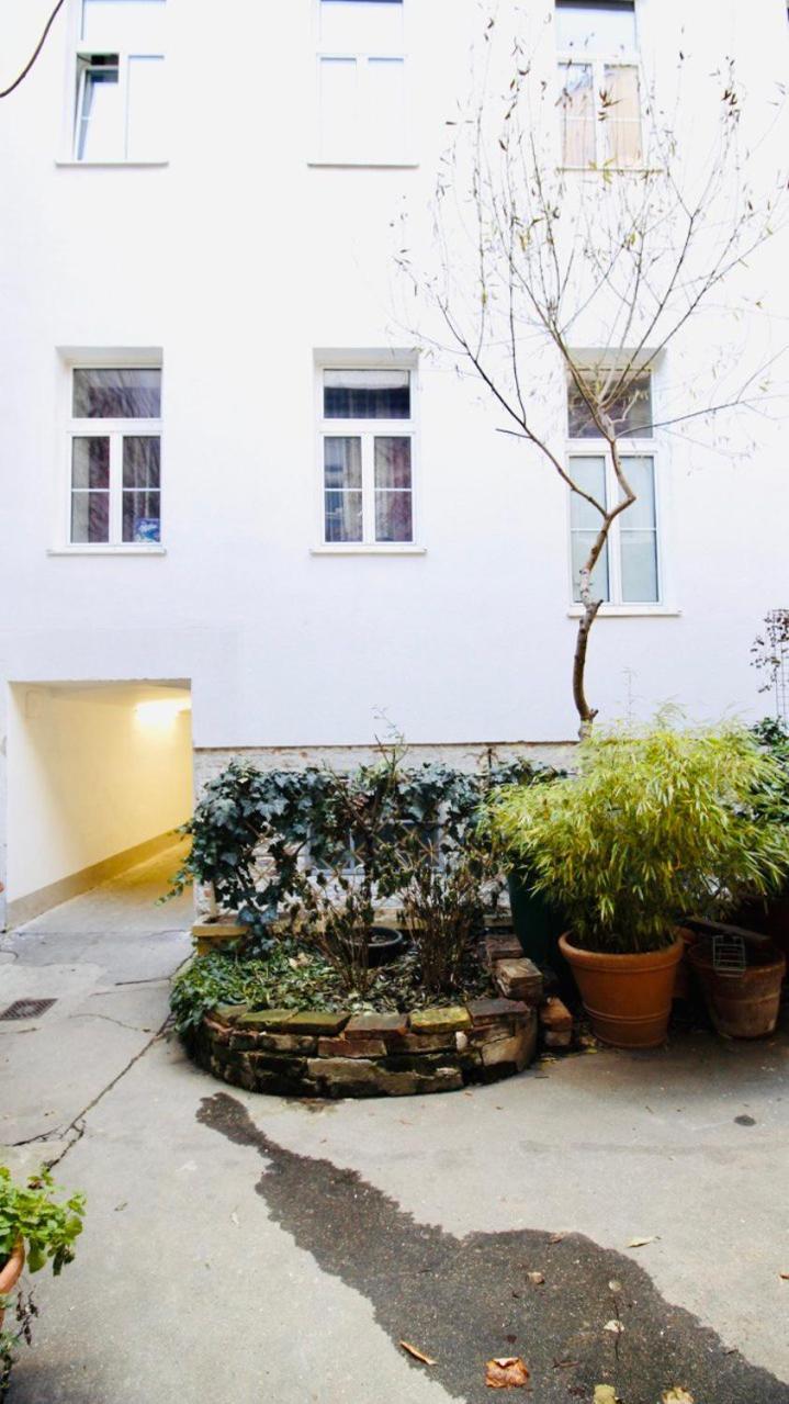 Luxury Apartment In Praterstern Area Viena Exterior foto